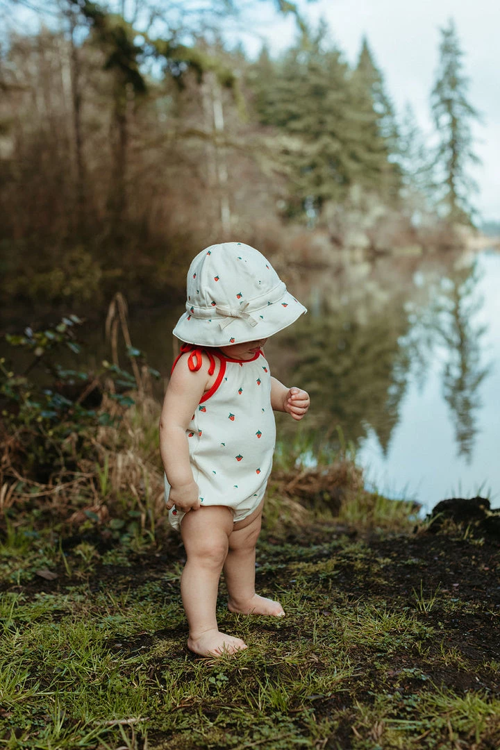 Fin & Vince Red, White And Blue Sunhat - Strawberry 3 Fin & Vince Red, White And Blue Sunhat - Strawberry
