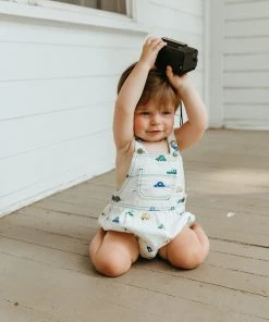 Fin & Vince Mini Overall - Cars 7 Fin & Vince Mini Overall - Cars