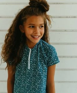 Fin & Vince Rash Guard - Island Flower - Ocean Red, White And Blue