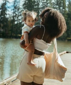 Fin & Vince Women's Shorts - Sand Waffle