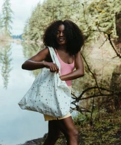 Fin & Vince Beach Tote - Strawberries