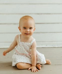 Fin & Vince Picnic Tunic - Vintage Flower Red, White And Blue