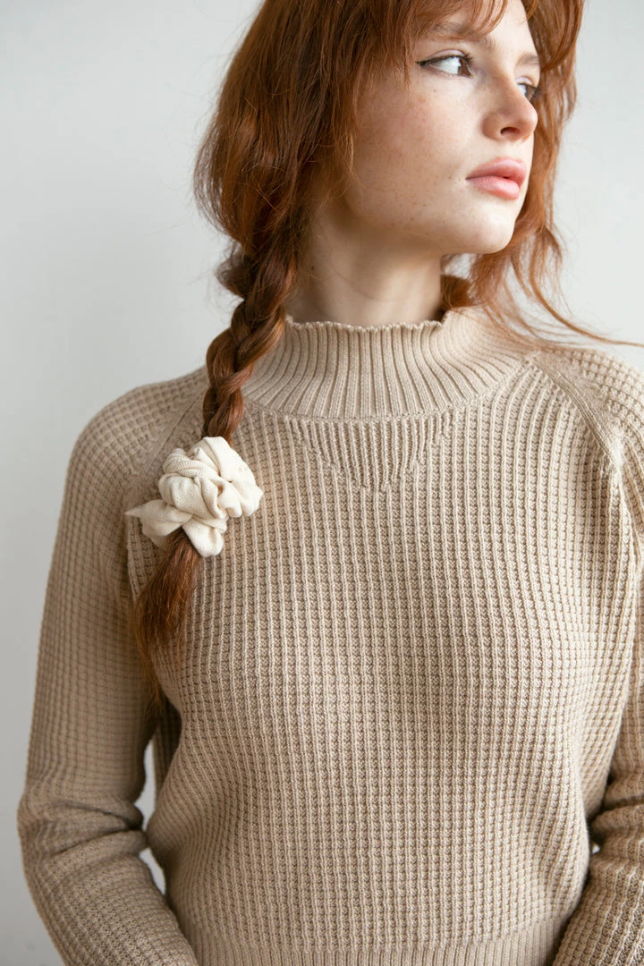 Fin & Vince Women's Crop Sweater - Beige 6 Fin & Vince Women's Crop Sweater - Beige