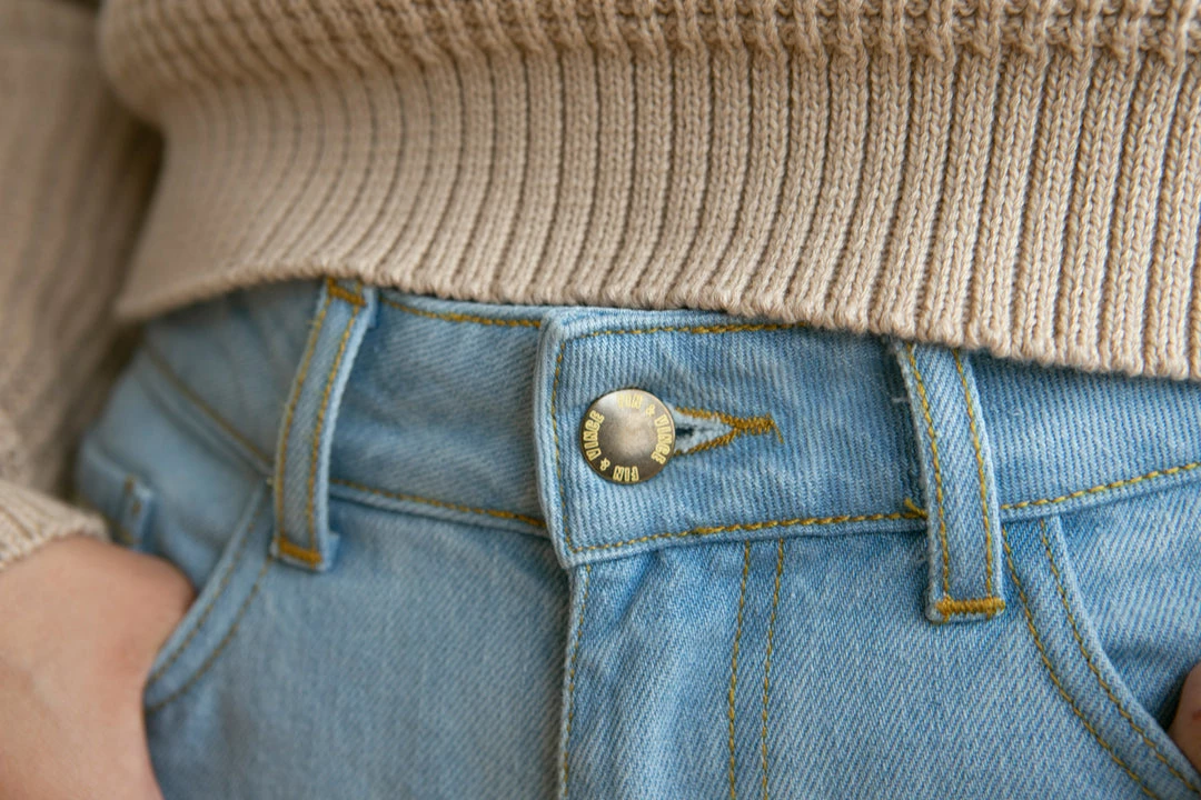 Fin & Vince Women's Crop Sweater - Beige 7 Fin & Vince Women's Crop Sweater - Beige