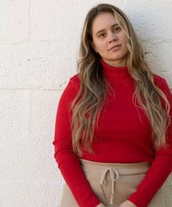 Fin & Vince Women's Ribbed Turtleneck - Chili Sale