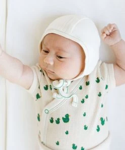 Fin & Vince Primary Bonnet - Milk + Emerald Stitch 26 Fin & Vince Primary Bonnet - Milk + Emerald Stitch